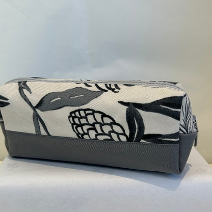 Chunky pencil case: Shade